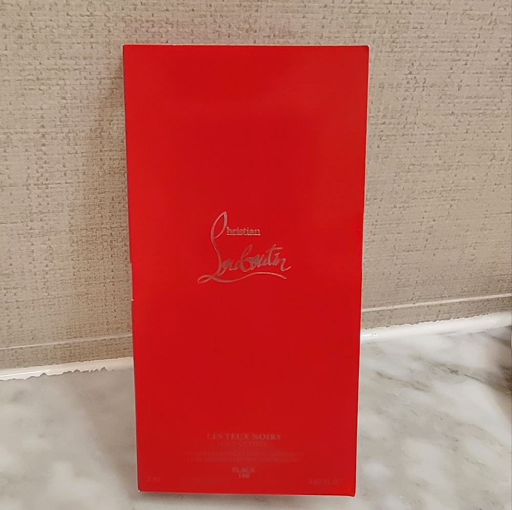 🌸🌸 Christian Louboutin Mascara